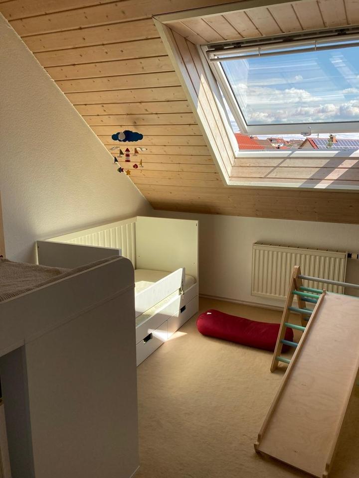 Sonnige Wohnung mit Charme und viel Platz – Bild 10