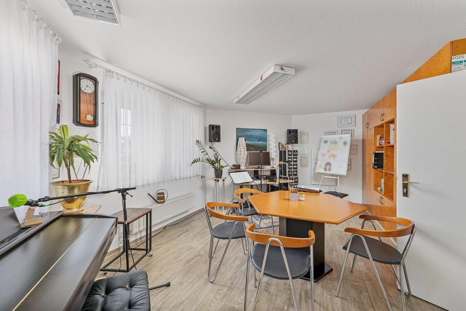 Zentrumsnah & dennoch am Feldrand - exklusive Villa in Eppingen – Bild 21