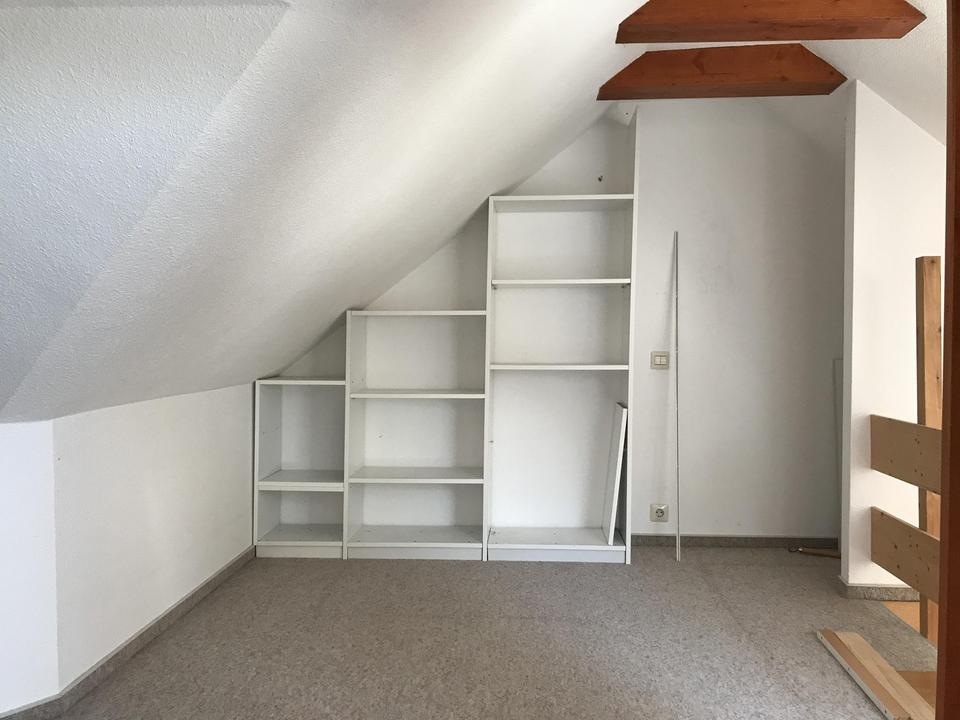 Sonnige Wohnung mit Charme und viel Platz – Bild 23