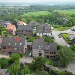 Von Privat: Doppelhaushälfte mit vielseitigem Wohnkonzept in begehrter Lage - Seltene Gelegenheit