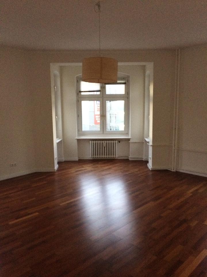 149 qm helle Wohnung mit 2 Eingängen l gut für WG oder zur Untervermietung ! – Bild 3