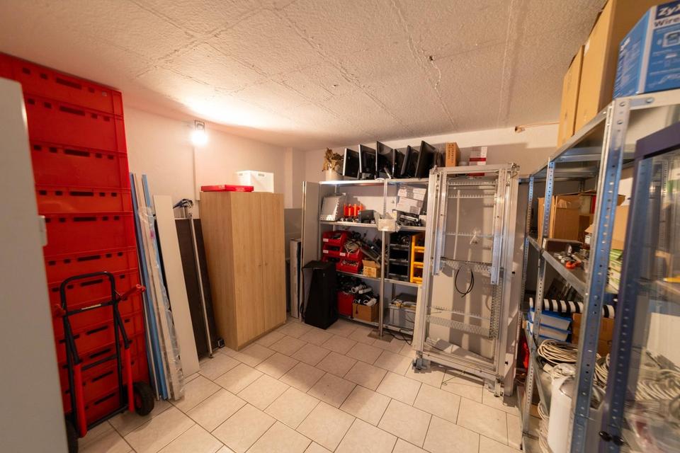 Hochwertiges Stadthaus/Mehrgenerationenhaus (Zentrum), Einliegerwohnung, schöner Garten (maklerfrei) – Bild 29