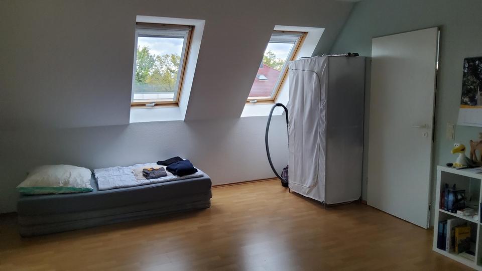 Sehr schöne großzügige 1-Zimmerwohnung mit Wintergarten in grüner und ruhiger Wohnlage zu vermieten – Bild 8