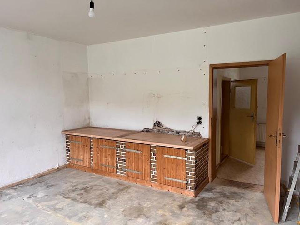 So. 29.3.//12-13 UHR//Bes.// Großes EFH, großes Grund., renovierungsbedürftig 205.000 € – Bild 11