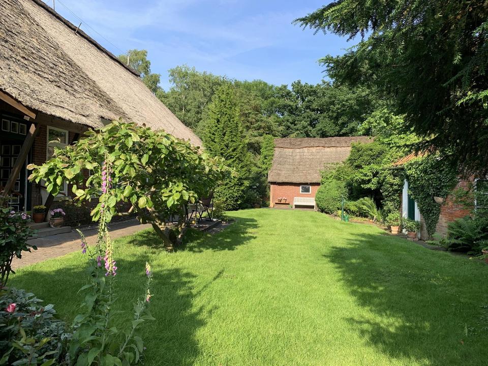 Großzügiges Anwesen unter Reet mit großem parkähnlichem Grundstück - vielseitig nutzbar. – Bild 4
