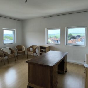 Büro mit Blick auf die Weinberge