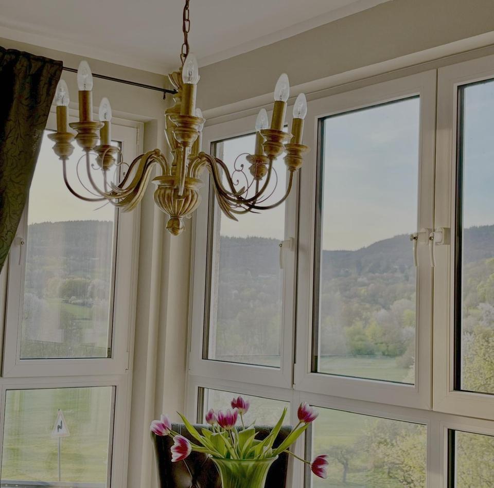 Split-Level-Haus mit unverbaubarem 180° Blick auf die Königsteiner Burg – Bild 4