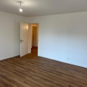 Zentrumsnah Wohnen!  2-Zimmer-Stadtwohnung mit Tiefgarage und Kellerabteil!
