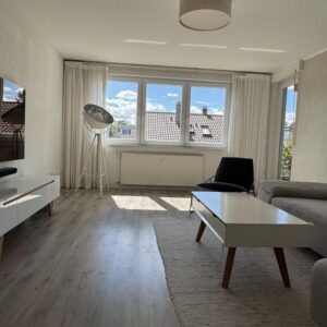 Helle 4,5-Zimmer-Wohnung in ruhiger und zentraler Lage von Leonberg