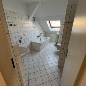 Dachgeschosswohnung mit Balkon und Blick über Zwickau