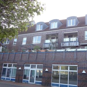 Zentral gelegene gepflegte 3-Zimmer-DG-Wohnung in Ahrensburg