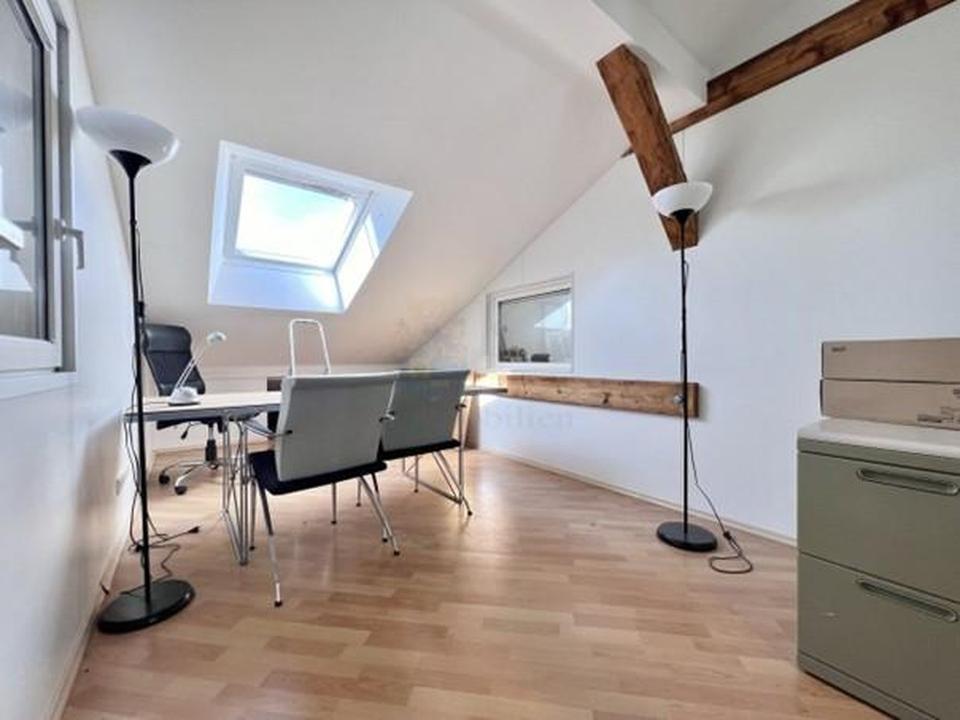 REPRÄSENTATIVES MAISSONETTE BÜRO in TOP DESIGNER HAUS 330 qm auf 2 Etagen – Bild 17