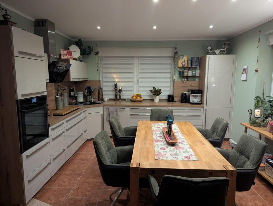 Schönes großes Einfamilienhaus – Bild 14