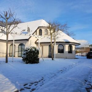Grosszügiges Architektenhaus in reizvoller Lage von Schwerin