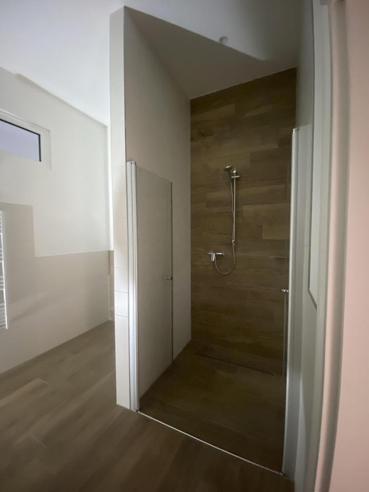 smarte Singlewohng mit Balkon und Aufzug, komfortabel, direkt an der Landeskrone – Bild 8