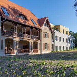 Höchste Energieeffizienzklasse (A+) -  Große Dachgeschoß-WE - Vollholzdielen, Marmorbad - Seezugang