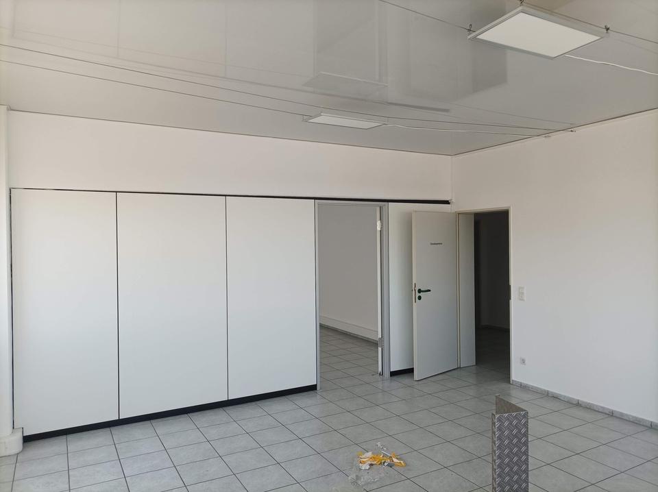 Gewerbehalle 6,50 Euro pro qm / 624qm / Büro 247qm zur Miete in 91126 Rednitzhembach – Bild 14