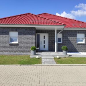 Barrierefreier Bungalow Massivhaus 150 m2 + 60 m2 Terrasse + Doppelgarage 54 m2