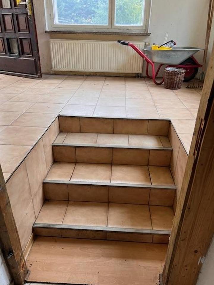 So. 29.3.//12-13 UHR//Bes.// Großes EFH, großes Grund., renovierungsbedürftig 205.000 € – Bild 34