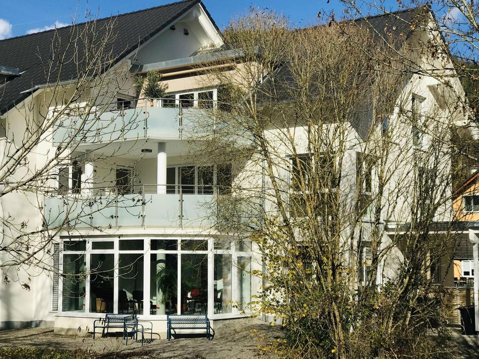 Barrierefreie OG - Wohnung, hell, offen gestaltet, hier fühlt man sich einfach Wohl. – Bild 2