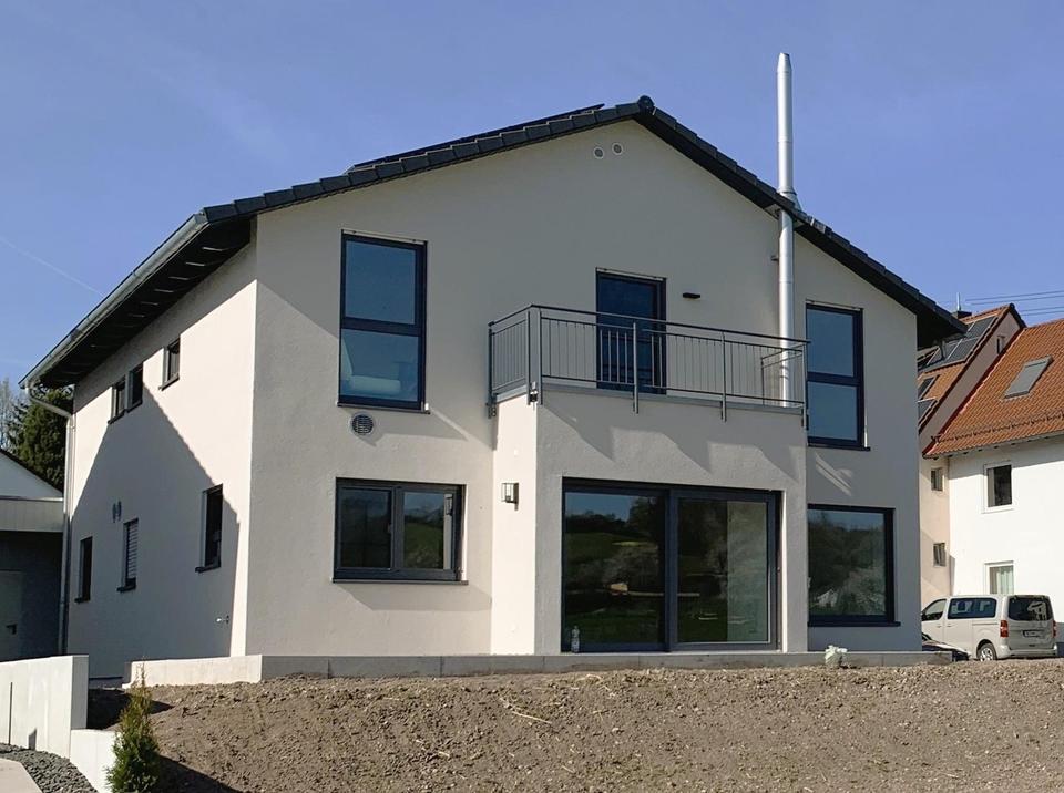 Bezugsfertiger Neubau in wunderschöner Ortsrandlage