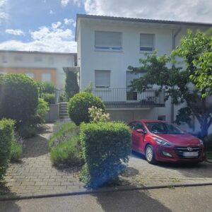 Familien-Immobilie mit Top-Lage - 130m² Wohnen + 42m² Nutzfläche - 271m² Grundstück