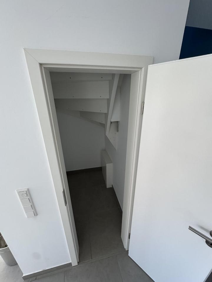 Charmantes Einfamilienhaus mit Einliegerwohnung, Fußbodenheizung und großem Garten – Bild 17