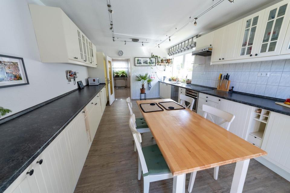 Hochwertiges Stadthaus/Mehrgenerationenhaus (Zentrum), Einliegerwohnung, schöner Garten (maklerfrei) – Bild 6