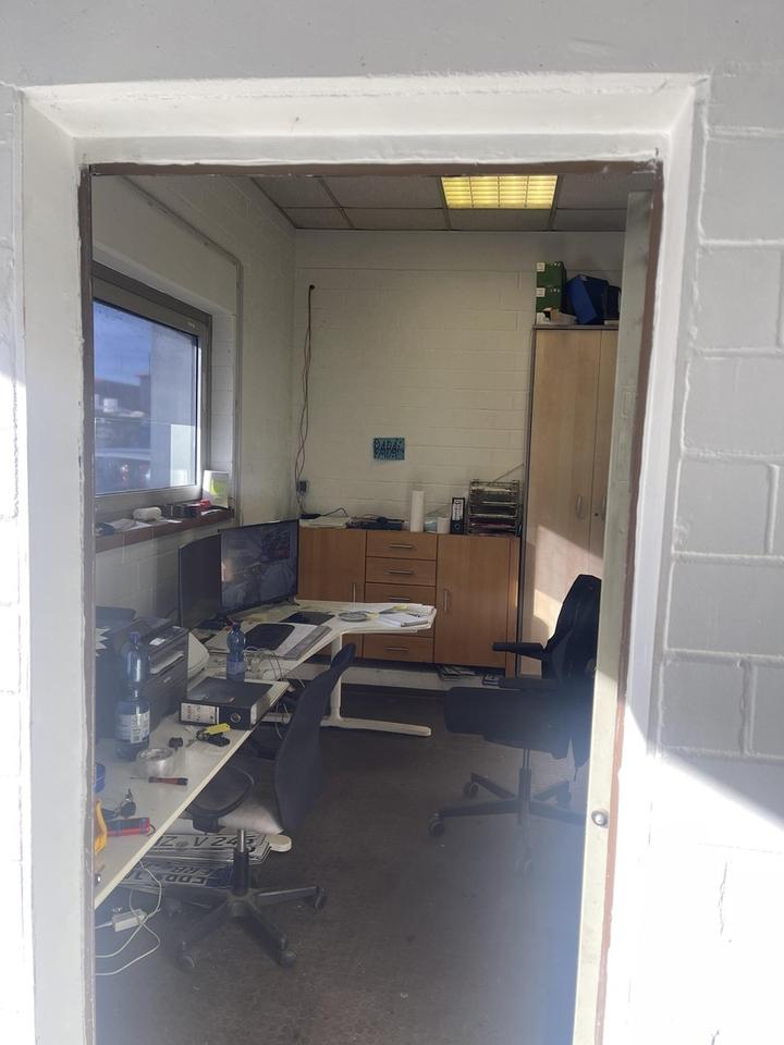 Lager/ KFZ/LKW-Werkstatt voll ausgestattet in Hanau-Wolfgang – 3000€ warm/mtl – Bild 15