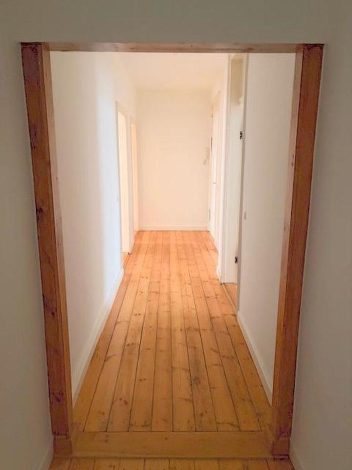 Attraktive 3-Zimmer-Wohnung mit EBK in Eberswalde – 75 m² im 3. OG mit Dielenboden & modernem Bad – Bild 6