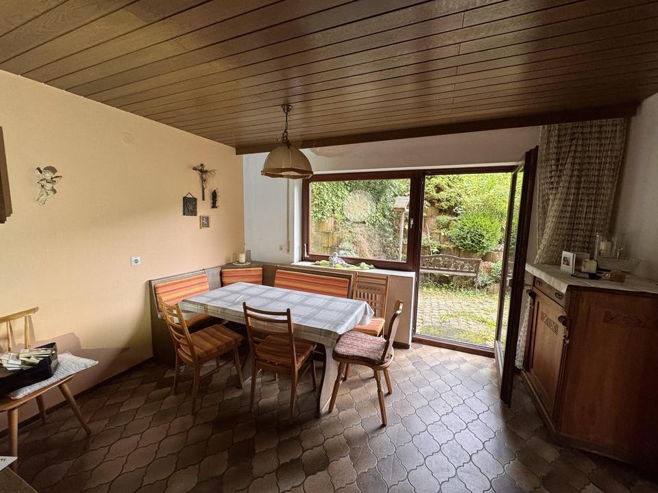 Zweifamilienhaus im idyllischen Lautertal – Bild 5