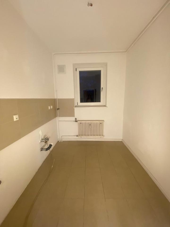 Bezugsfreie helle 3-Zimmer Wohnung in Top Lage mit Balkon im 4. OG in Berlin-Kreuzberg - ohne Makler – Bild 16