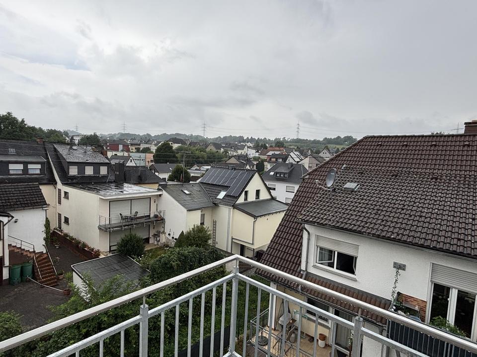 3-Zimmer Dachgeschoss Wohnung in energieeffizientem KFW55 Haus – Bild 6