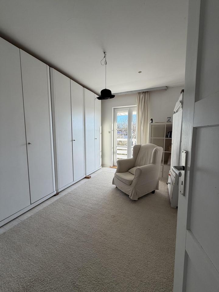 Traumhaftes Landhaus mit idyllischem Garten am Wörthsee – Bild 25