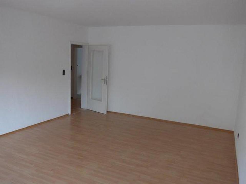 Helle grosszügige 3-Zimmer-Wohnung + Wohnküche + Bad + Gästetoilette, Stadtmitte von Rodalben – Bild 9