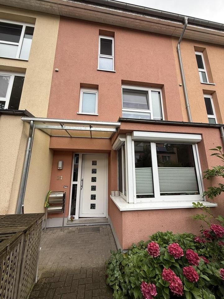 133m² Reihenhaus in Bremen Horn/Lehesterdeich, BJ 2011, 2 Parkplätze, sofort bezugsbereit