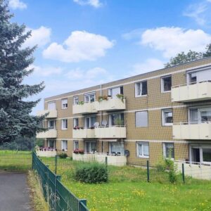 Erstbezug nach Sanierung – Moderne 3-Zimmer-Wohnung mit Balkon ab 01.12.2025