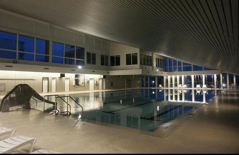 180 m² Gewerbe in Ferienanlage | Parkplätze und Terrasse | Nähe HansaPark | Mietkauf möglich – Bild 10