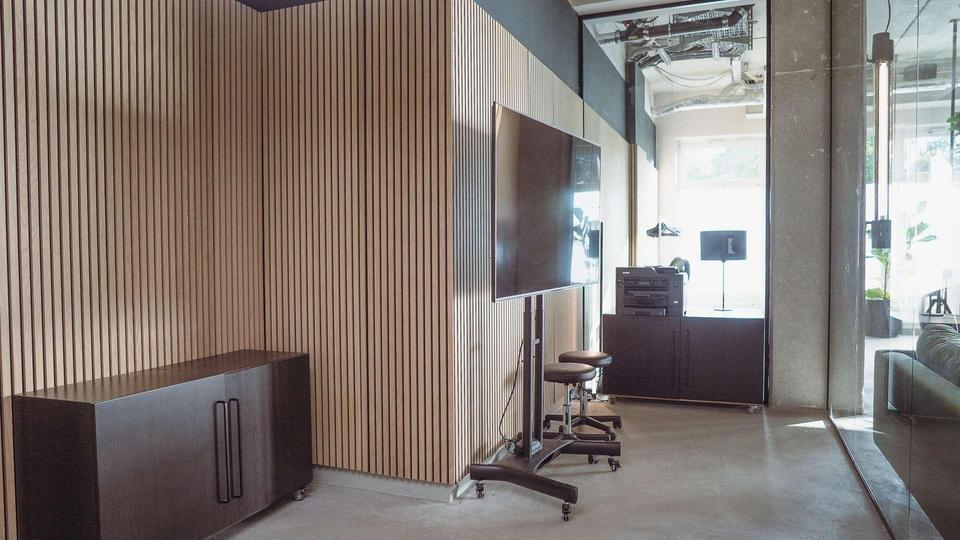 Vielfältige Fläche in Top-Lage von Berlin - Moderne Studio-, Laden-, oder Bürofläche – Bild 8