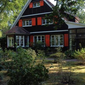 Wohnhaus,Bürohaus,Mietwohnungen, Ferienwohnungen