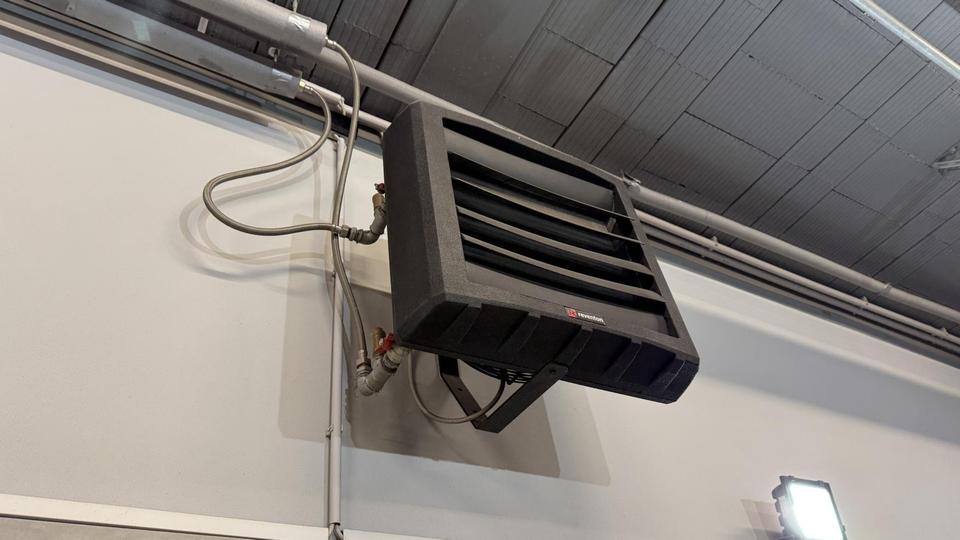 Provisionsfrei Autowerkstatt/ Büro/ Bistroküche/ Baujahr 2020 – Bild 16