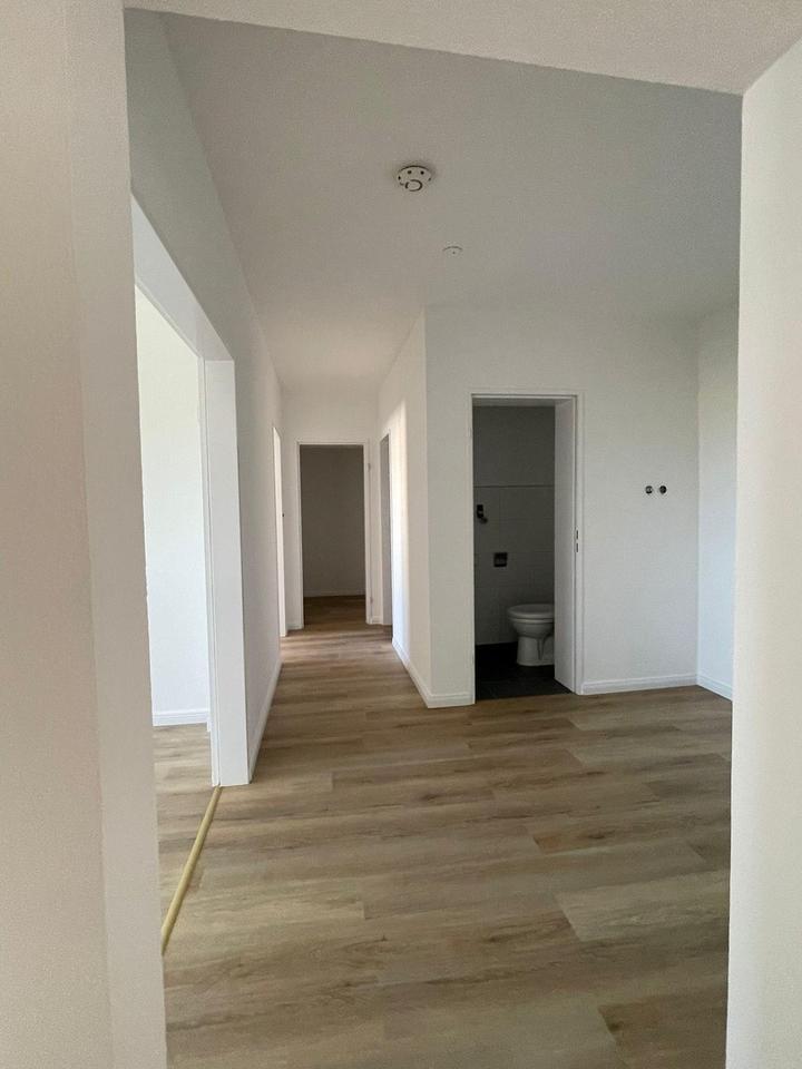 4er WG in einer 4 1/2 Zimmer Wohnung im 6. Stock – Bild 21