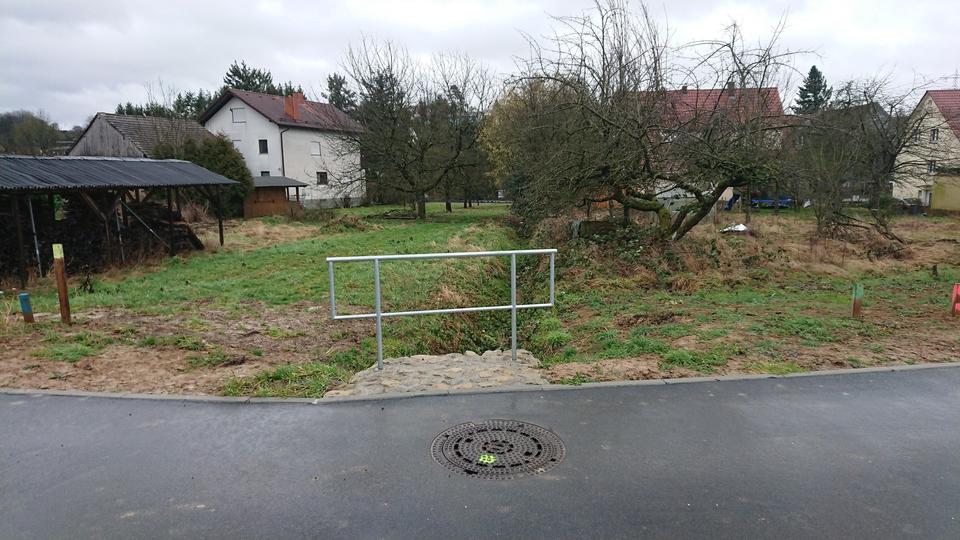 Baugrundstück in ruhiger Lage und sehr nahe den Feldern – Bild 10