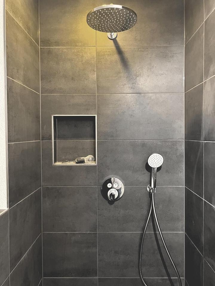 Wohnen und Arbeiten - 2,5 Zi mit großzügigem UG für Ihre Projekte – Bild 4