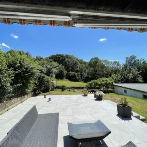 Reiheneckhaus mit unbebauten Blick ins grüne (Idyllisch)