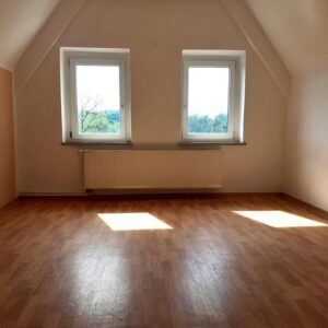 *2 Monate mietfrei* 2R-Wohnung 82 qm unrenoviert, im Zentrum von Kohren-Salis