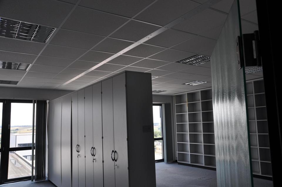 Mit Weitblick in modernsten Räumen arbeiten – Bild 9