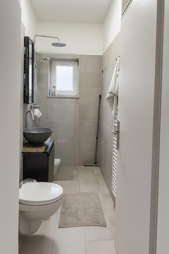 WE 2 - Schöne 2,5- Zimmer- Wohnung mit Balkon in ruhiger Lage – Bild 2