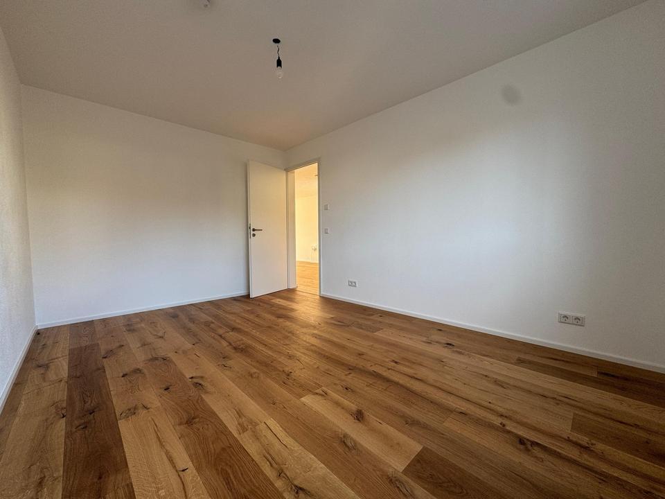 Sofort beziehbar: Neubau 3-Zimmer Gartenwohnung am Wasserturm 16 in Geisenfeld – Bild 11