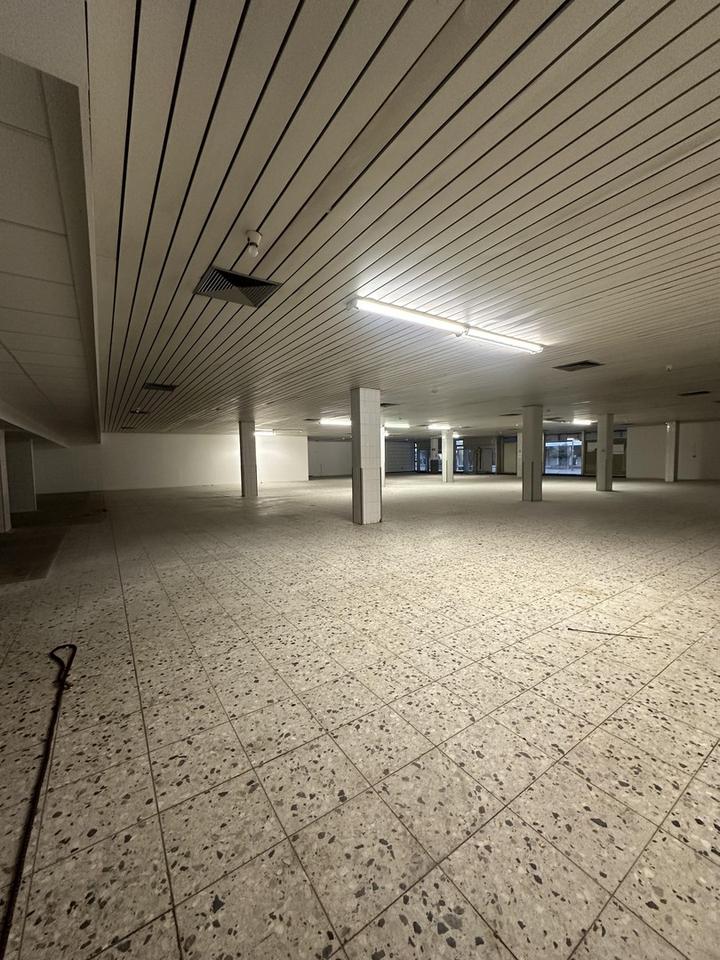 Ehemaliger Supermarkt 758m² Gewerbe für Fitness Freizeit Lager Einzelhandel Vereinsheim Sporthalle – Bild 20